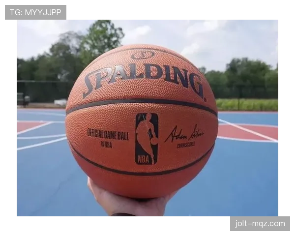 干扰球国际规则差异：FIBA与NBA判定标准有何不同？